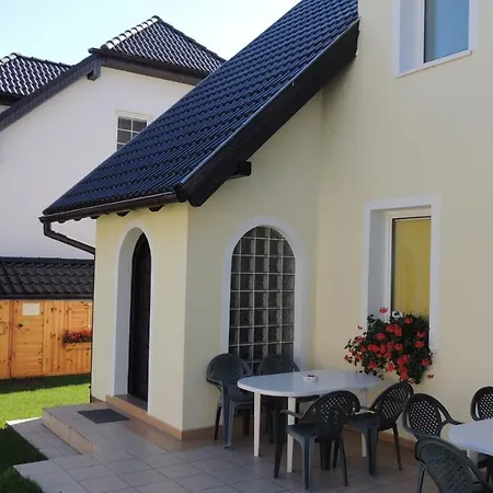 Europa Lägenhet Trzęsacz